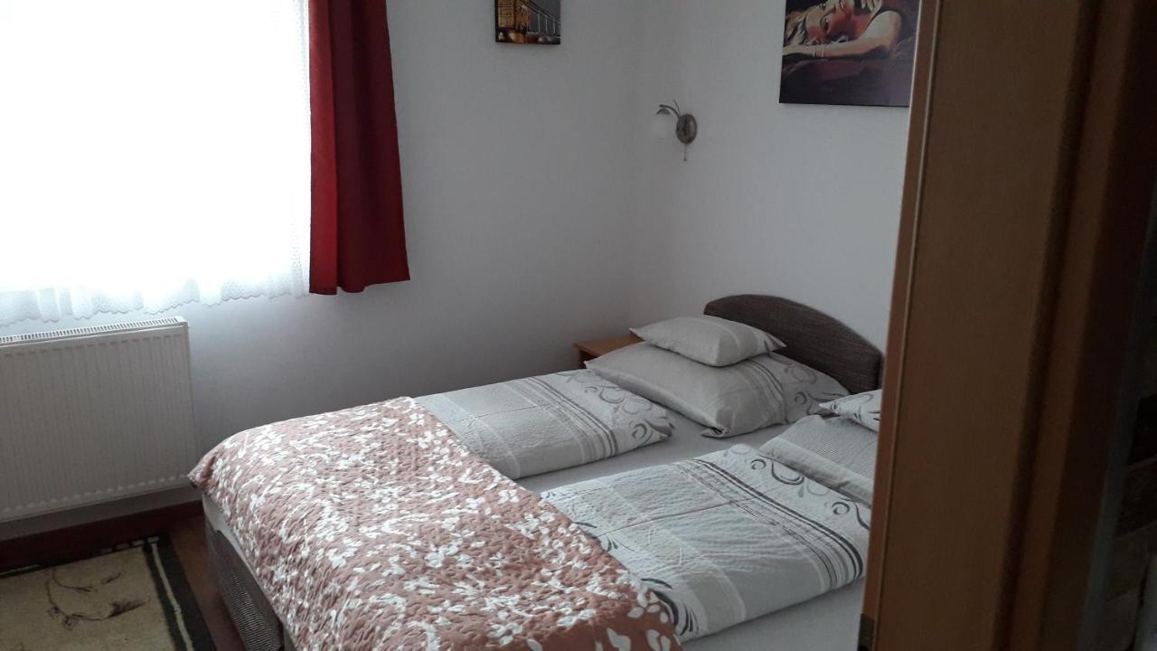 Orchidea Apartman Heviz Ngoại thất bức ảnh