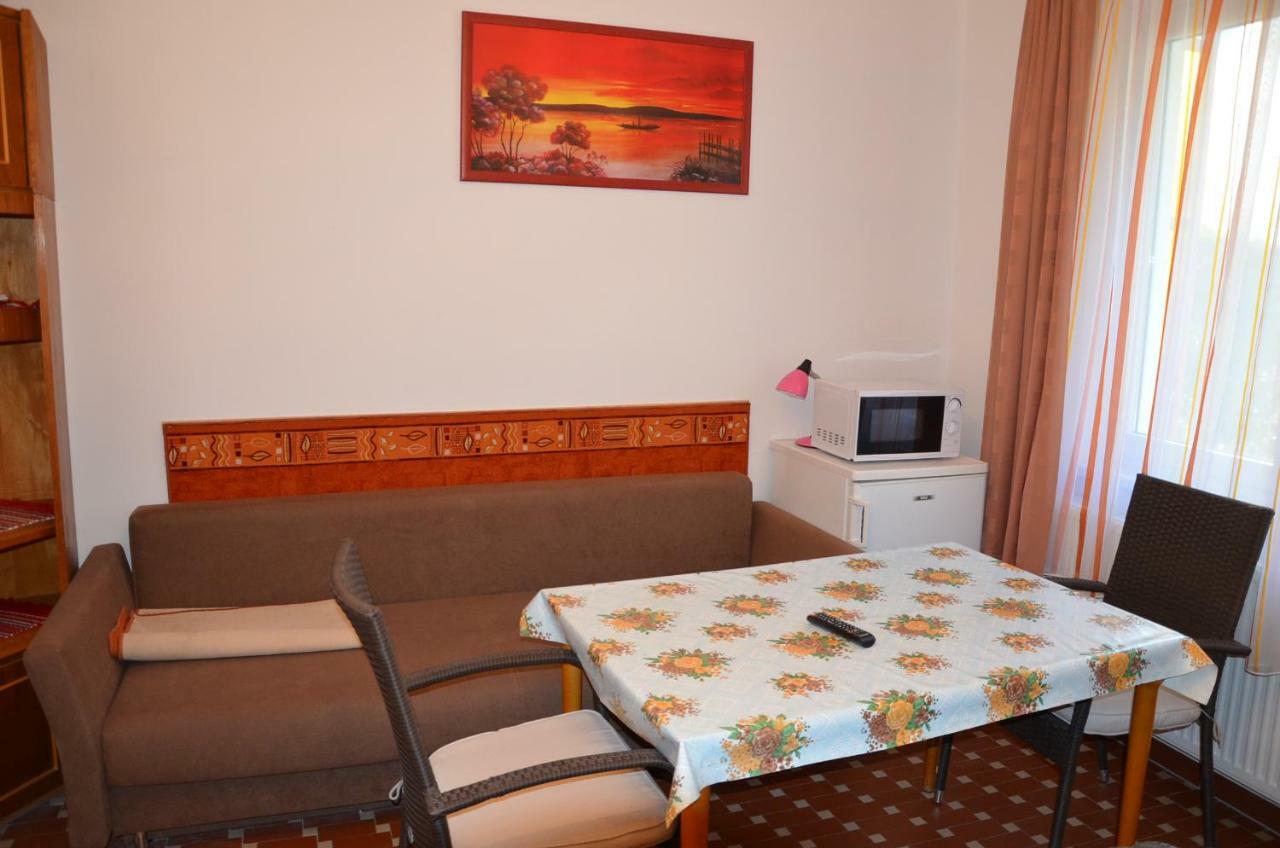 Orchidea Apartman Heviz Ngoại thất bức ảnh